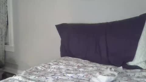 Derek777 online show from 10-29-25, 03:53