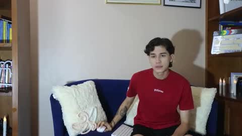 Snapshot of derekswan chatting on 12-14-25, 01:11 Derek online show from 12-14-25, 01:11