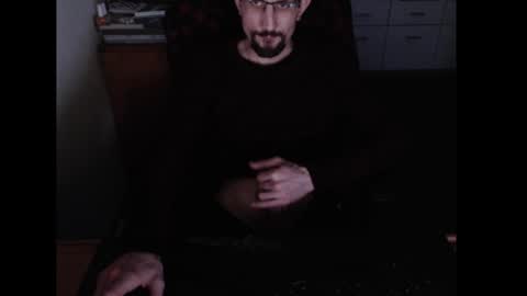 Snapshot of dermattes chatting on 12-31-24, 01:52 dermattes online show from 12-31-24, 01:52