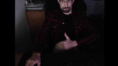 Snapshot of dermattes chatting on 10-18-25, 03:57 dermattes online show from 10-18-25, 03:57