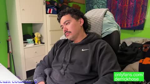 Snapshot of derrick_hose chatting on 02-23-25, 01:24 Derrick Hose online show from 02-23-25, 01:24