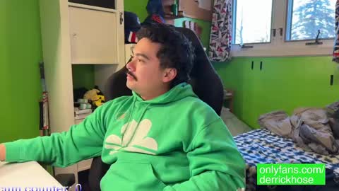 Snapshot of derrick_hose chatting on 02-27-25, 11:15 Derrick Hose online show from 02-27-25, 11:15