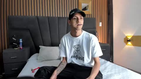 derrymeyers online show from 10-27-25, 03:54