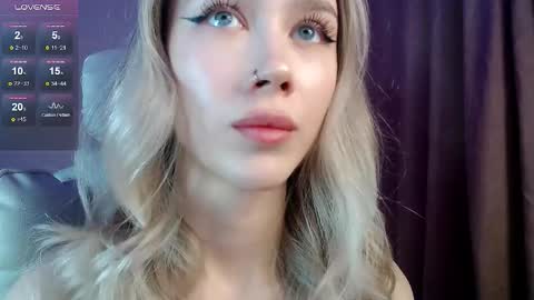 Ari online show from 10-25-25, 05:19