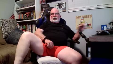 D K online show from 11-13-25, 02:10