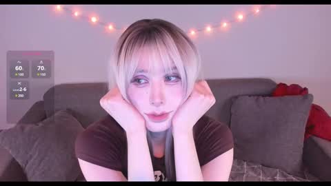 Snapshot of deserve_dessert chatting on 01-27-25, 04:09 Domi online show from 01-27-25, 04:09