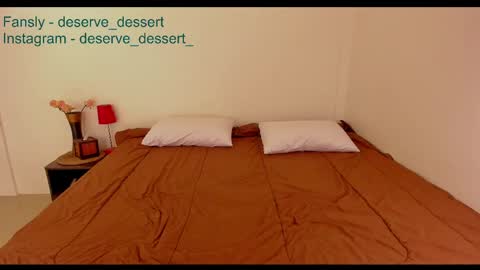 Snapshot of deserve_dessert chatting on 06-05-26, 04:56 Domi online show from 06-05-26, 04:56