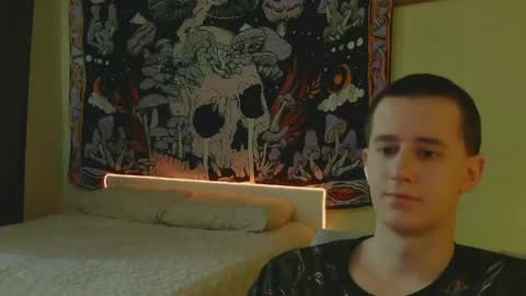 Snapshot of deshman1 chatting on 05-18-26, 09:04 deshman1 online show from 05-18-26, 09:04