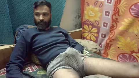 desi_boy799417 online show from 11-28-25, 06:32