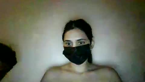 Snapshot of desicoupl chatting on 12-14-25, 08:13 desicoupl online show from 12-14-25, 08:13