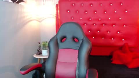 Designturbate online show from 12-16-24, 11:07