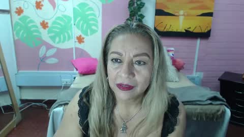 VALERIA online show from 01-17-25, 05:19