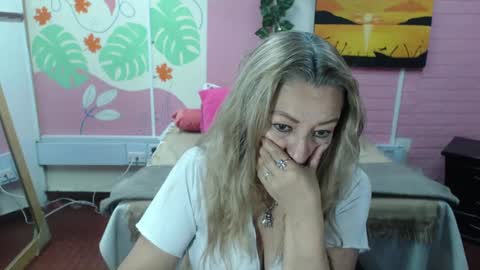VALERIA online show from 02-06-25, 09:06
