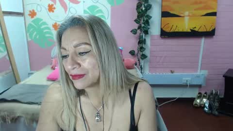 VALERIA online show from 03-06-25, 08:59