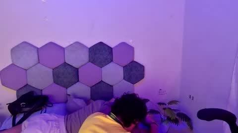 TORI AND MR. BEAR online show from 11-14-25, 07:01