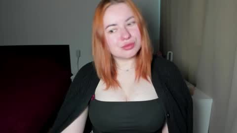 Snapshot of desirelayla chatting on 04-29-26, 06:17 LAYLA online show from 04-29-26, 06:17