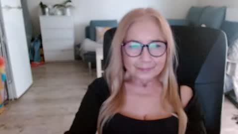 S O F I A online show from 01-02-25, 10:58