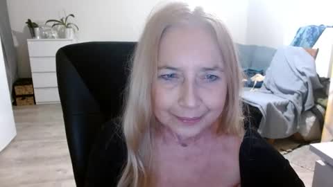 S O F I A online show from 01-13-25, 06:16