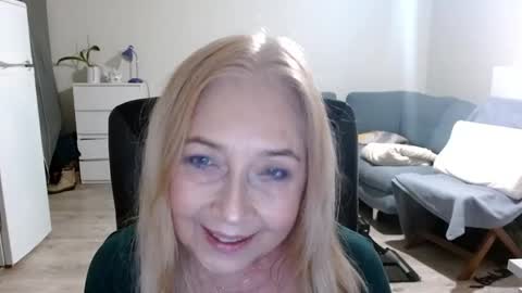 S O F I A online show from 01-31-25, 02:49