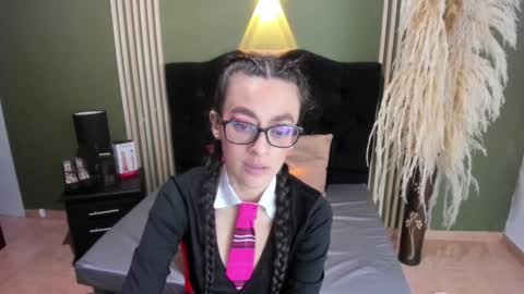 Snapshot of desiring__angel chatting on 02-11-25, 07:23 Desiring Angel online show from 02-11-25, 07:23