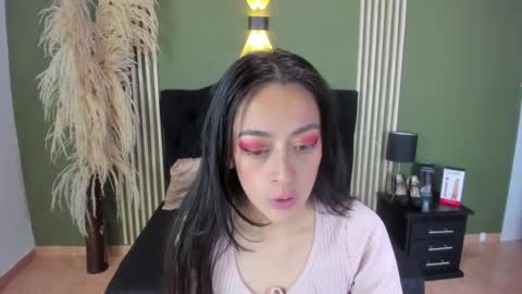 Snapshot of desiring__angel chatting on 02-25-25, 07:42 Desiring Angel online show from 02-25-25, 07:42