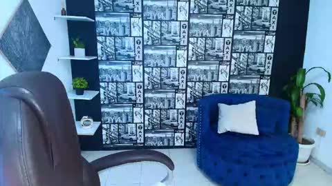 Desiring Angel online show from 11-14-25, 05:06