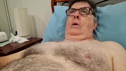 Desmon1958 online show from 04-03-26, 08:29