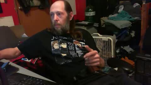 Snapshot of desolation2012 chatting on 02-10-25, 03:24 desolation2012 online show from 02-10-25, 03:24