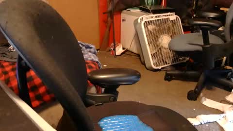 Snapshot of desolation2012 chatting on 11-14-25, 10:14 desolation2012 online show from 11-14-25, 10:14