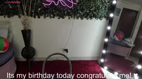 Destiny online show from 09-29-25, 12:32