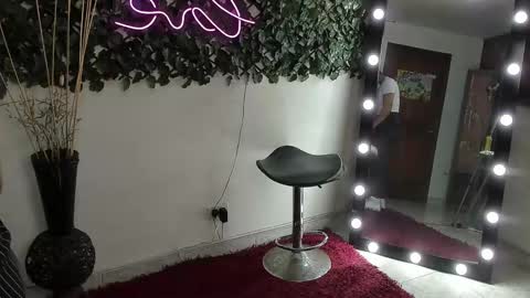 Destiny online show from 09-30-25, 12:10