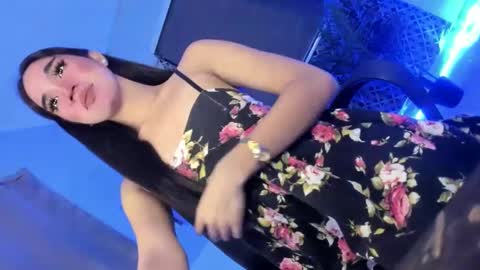 Snapshot of destinyrosexxx chatting on 02-02-25, 10:57 Chelsea online show from 02-02-25, 10:57