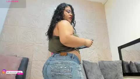 Snapshot of destinysins chatting on 07-20-26, 01:02 Destinysins online show from 07-20-26, 01:02