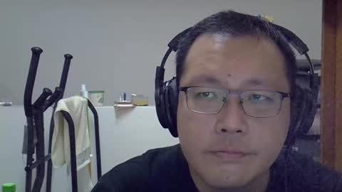 Snapshot of destroy1984 chatting on 10-04-25, 04:27 Destroy November 1984 online show from 10-04-25, 04:27