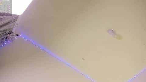 Snapshot of desty_y chatting on 10-01-25, 12:49 desty_y online show from 10-01-25, 12:49