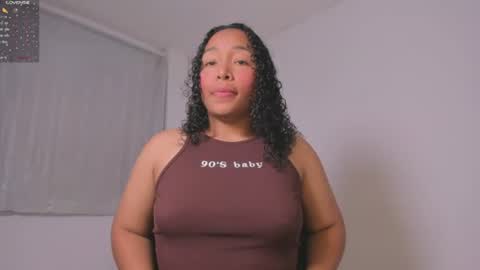 Snapshot of desty_y chatting on 07-06-26, 10:12 desty_y online show from 07-06-26, 10:12