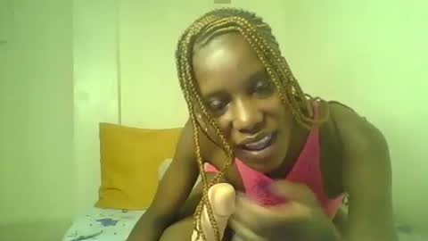 detlefmagadaline2021 online show from 04-17-26, 02:47