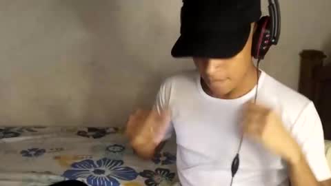 Snapshot of deus_steim chatting on 10-03-25, 06:10 deus_steim online show from 10-03-25, 06:10