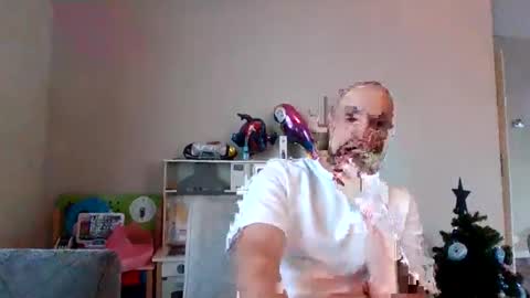 Snapshot of devanom94 chatting on 12-17-25, 12:55 devanom94 online show from 12-17-25, 12:55