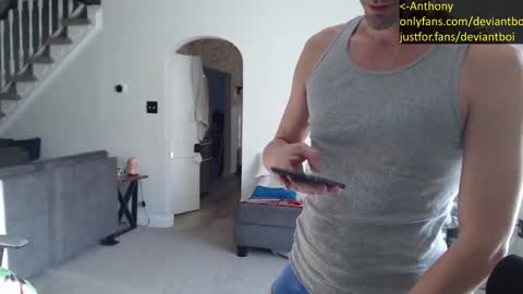 Snapshot of deviantill chatting on 12-03-24, 01:54 Anthony online show from 12-03-24, 01:54