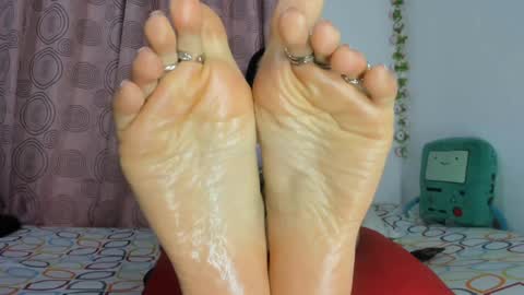 Johana online show from 12-18-24, 03:26