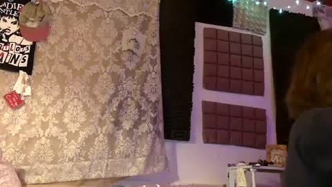 poutyangel online show from 01-31-25, 09:37