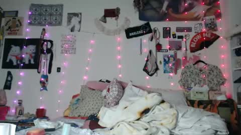 poutyangel online show from 02-23-25, 09:44