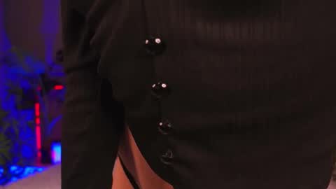 devilinee online show from 10-11-25, 07:18