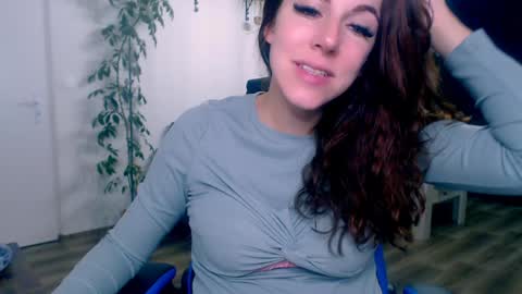 Snapshot of devilishwendy chatting on 12-04-24, 05:27 Wendyin pvt all from tipmenu free except anal and big dildo online show from 12-04-24, 05:27
