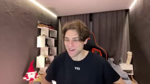 devilnut1 online show from 12-02-25, 06:30