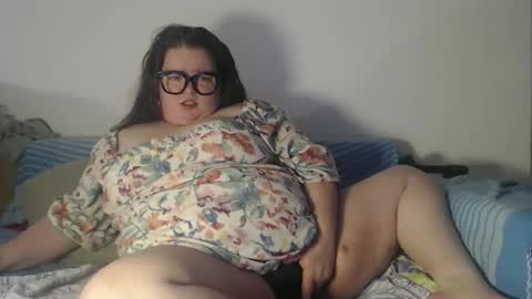 Snapshot of devilschick chatting on 05-17-26, 10:06 DevilsChick -- OF online show from 05-17-26, 10:06