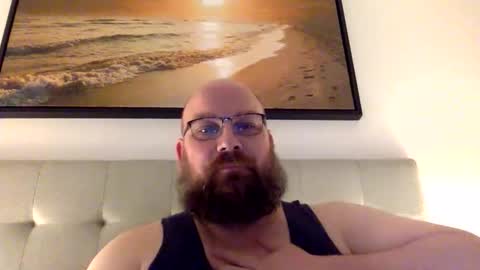 Snapshot of devilwings2 chatting on 10-15-25, 10:04 devilwings2 online show from 10-15-25, 10:04