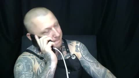 Snapshot of devilwithtats chatting on 06-20-26, 09:12 Lucian online show from 06-20-26, 09:12