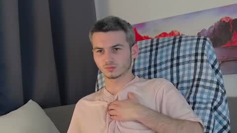 devin_ho online show from 01-04-25, 07:34